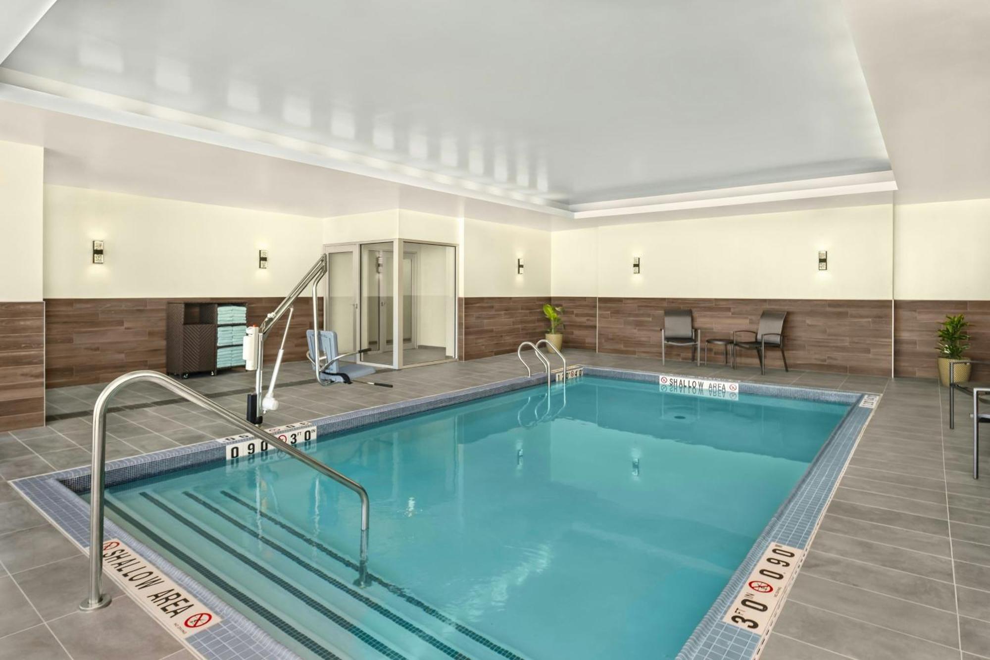 Fairfield By Marriott Inn & Suites Gravenhurst Muskoka Exterior foto